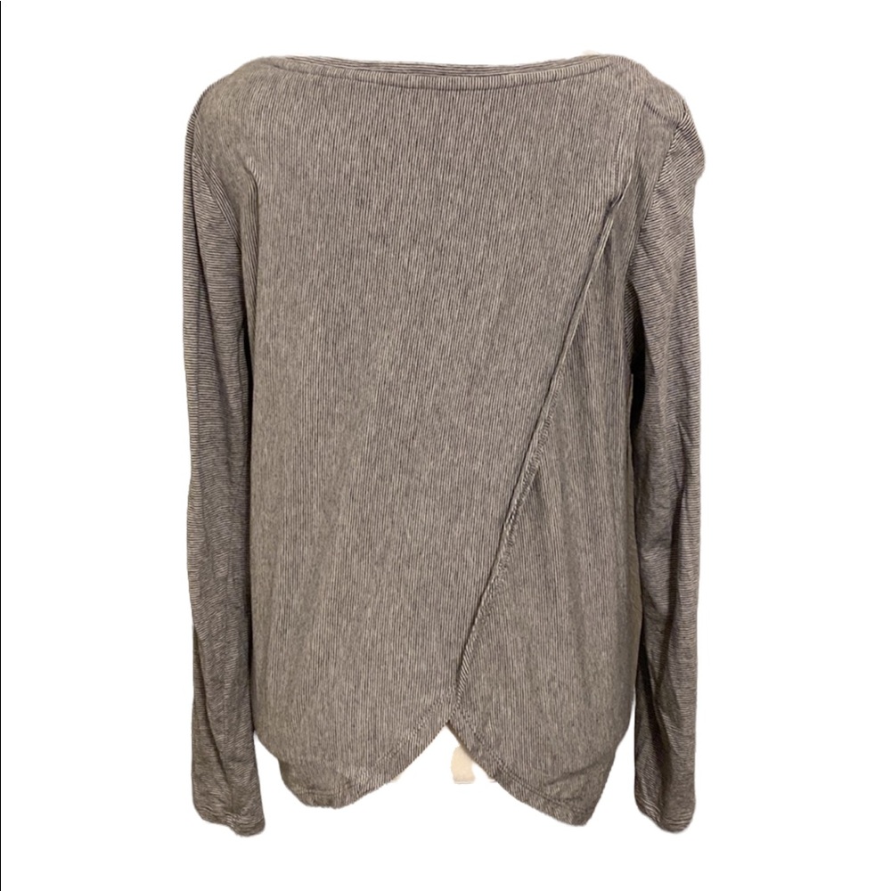 CALVIN KLEIN Performance quick dry open split back - Picture 3 of 7